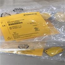 德TURCK（方型，塑料）倾角传感器